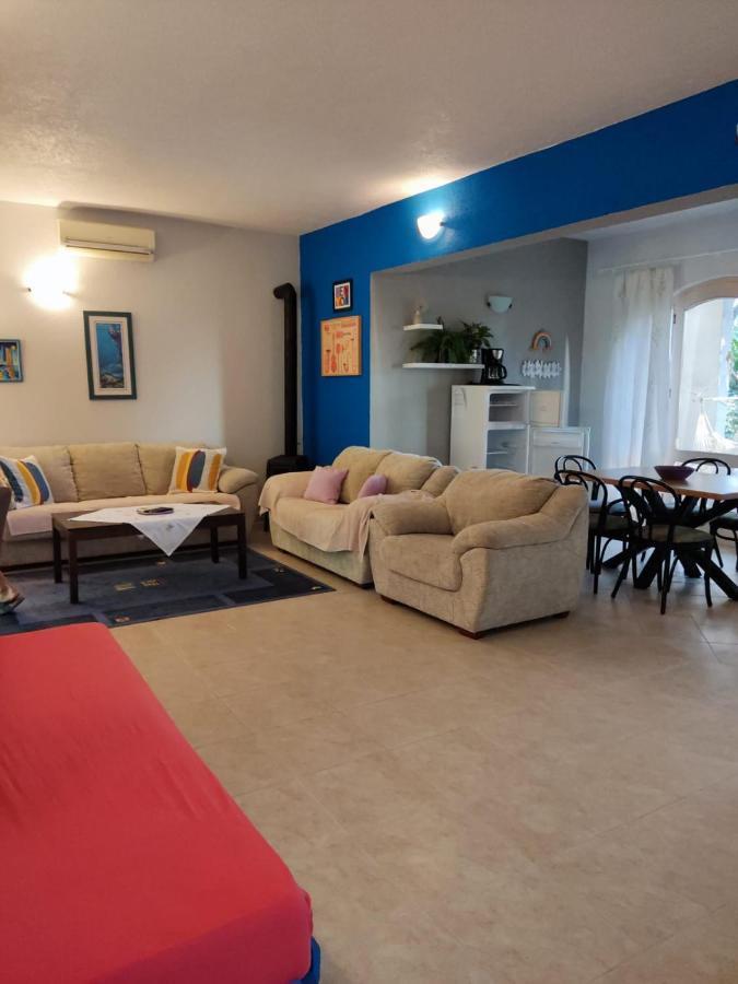 ברלה Holiday Home With Free Parking By The Beach מראה חיצוני תמונה