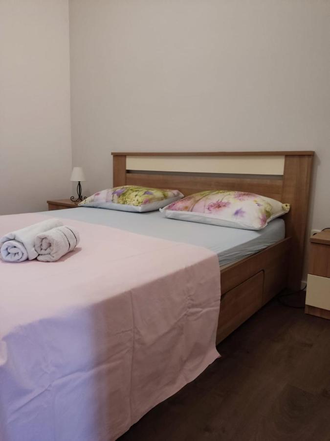ברלה Holiday Home With Free Parking By The Beach מראה חיצוני תמונה