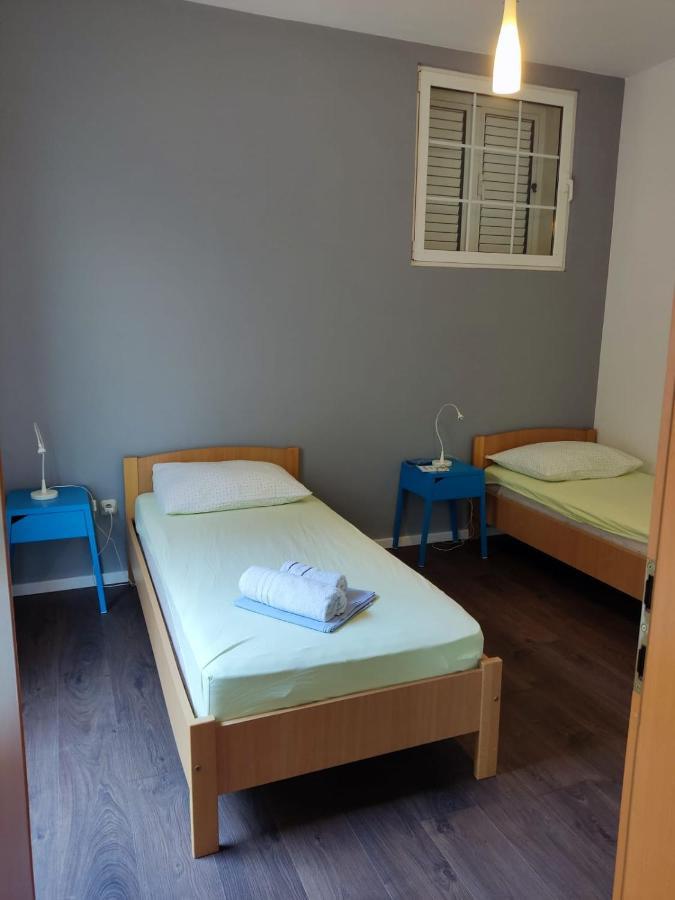 ברלה Holiday Home With Free Parking By The Beach מראה חיצוני תמונה