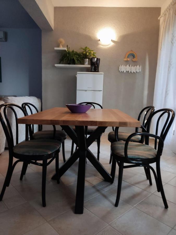 ברלה Holiday Home With Free Parking By The Beach מראה חיצוני תמונה