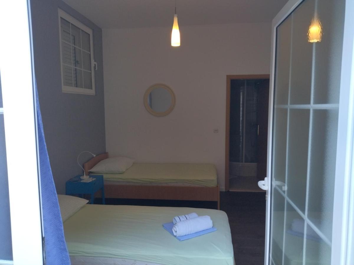 ברלה Holiday Home With Free Parking By The Beach מראה חיצוני תמונה